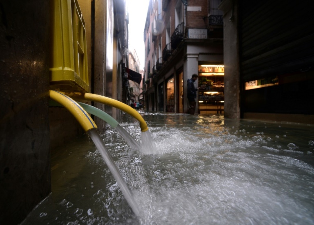 Florencia y Pisa también corren riesgo de inundación como Venecia
