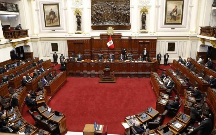 Elecciones en Perú: un complejo menú de partidos en crisis