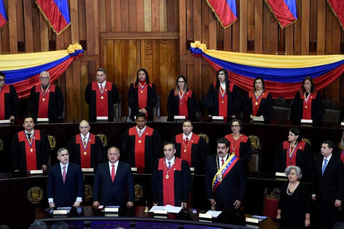 TSJ del régimen de Maduro suspendio los Impuestos