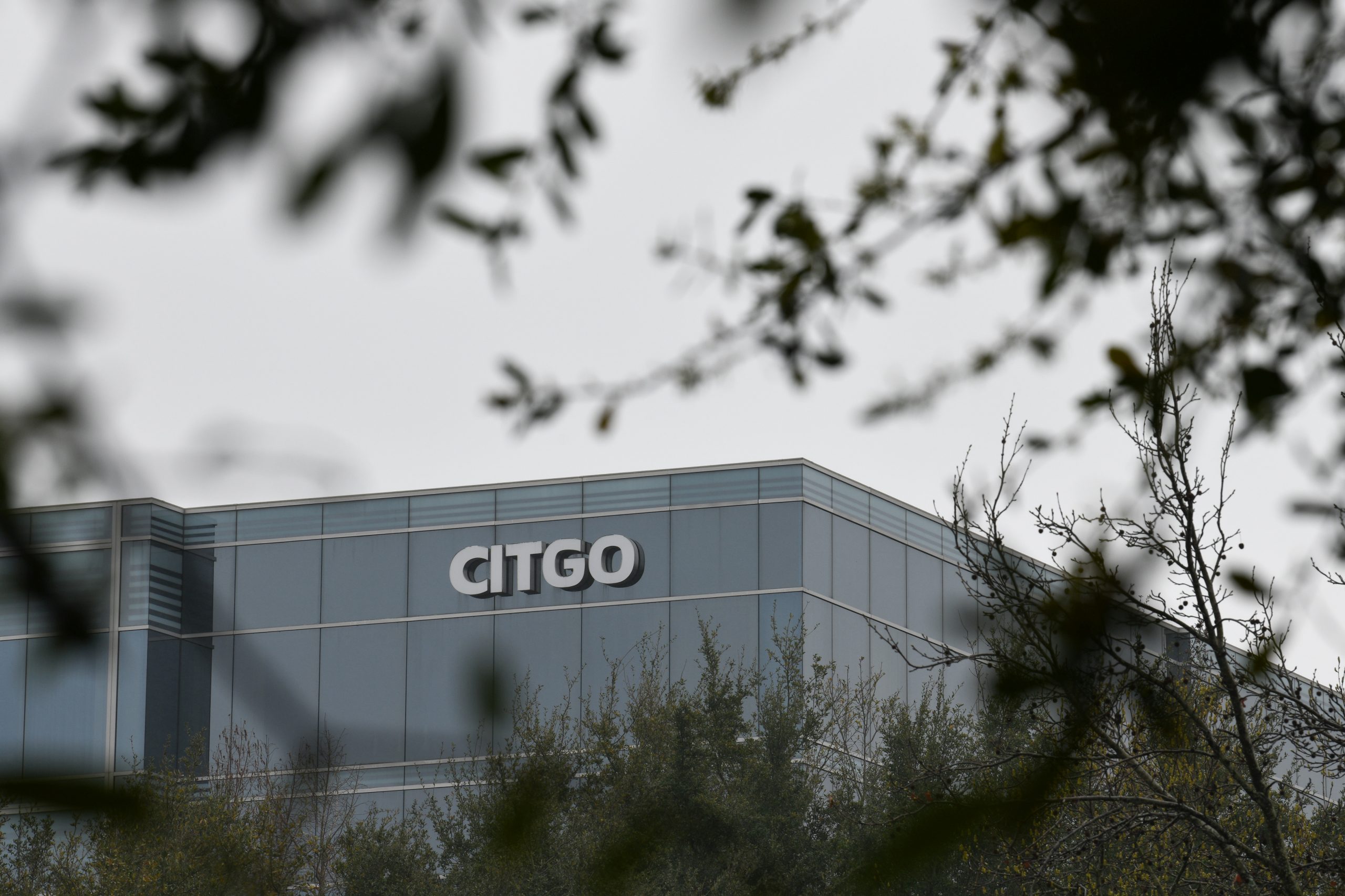 EE UU acusó a exfuncionario de Citgo de recibir $2,5 millones en ...